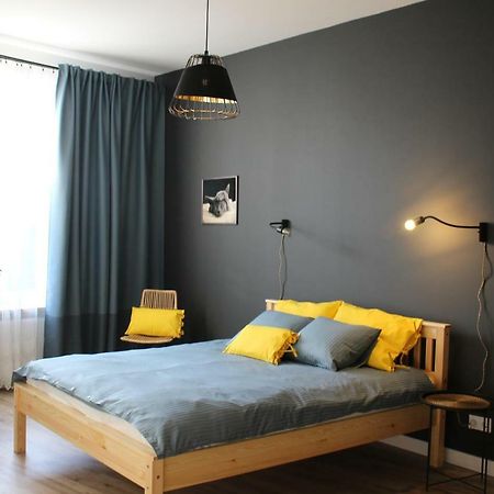 Simple & Elegant Apartment Liepaja Luaran gambar