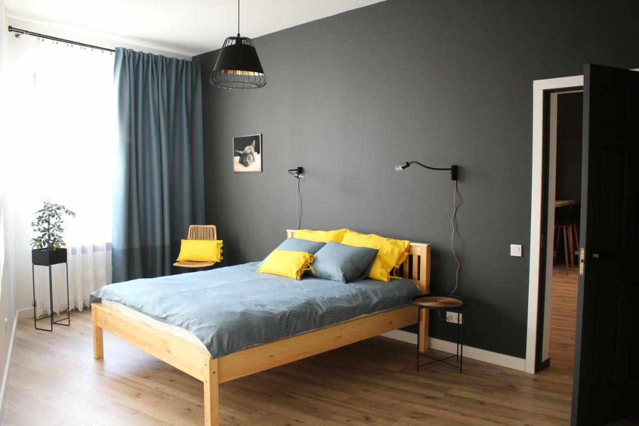 Simple & Elegant Apartment Liepaja Luaran gambar