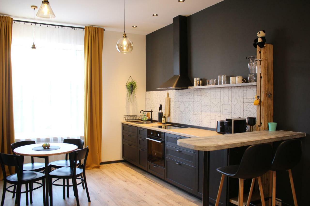 Simple & Elegant Apartment Liepaja Luaran gambar