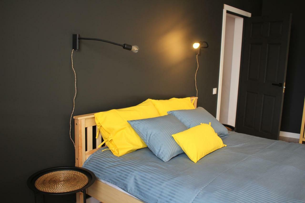 Simple & Elegant Apartment Liepaja Luaran gambar